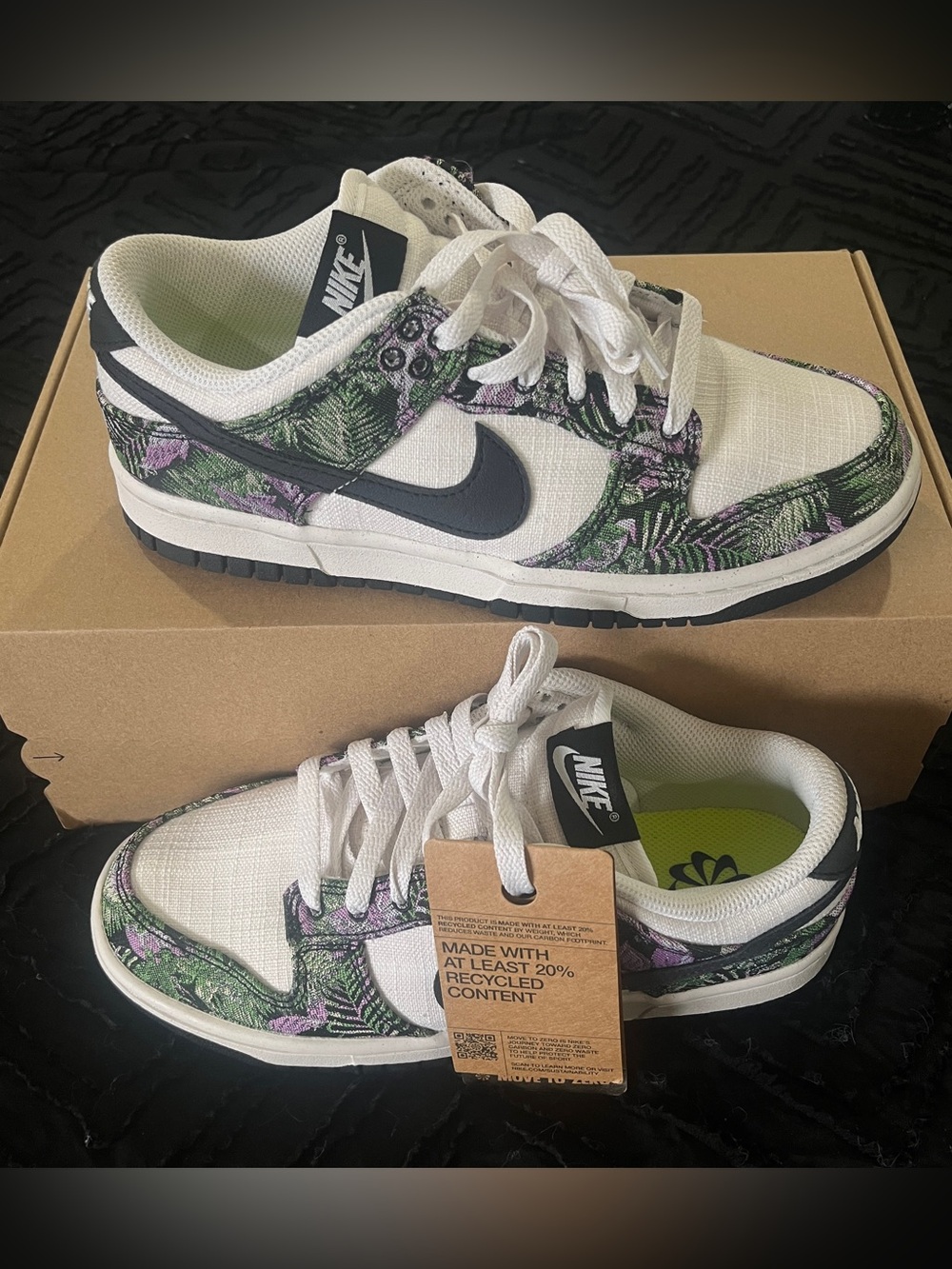 Nike Dunk Low - Picture 3 of 11